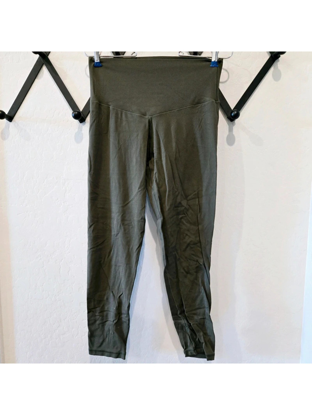 Offline by Aerie Women's Large Olive green high-waisted leggings